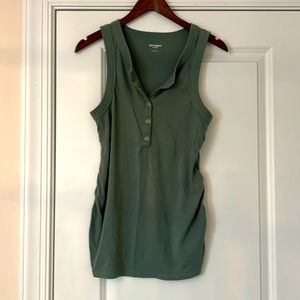 Old Navy maternity tank, size L
